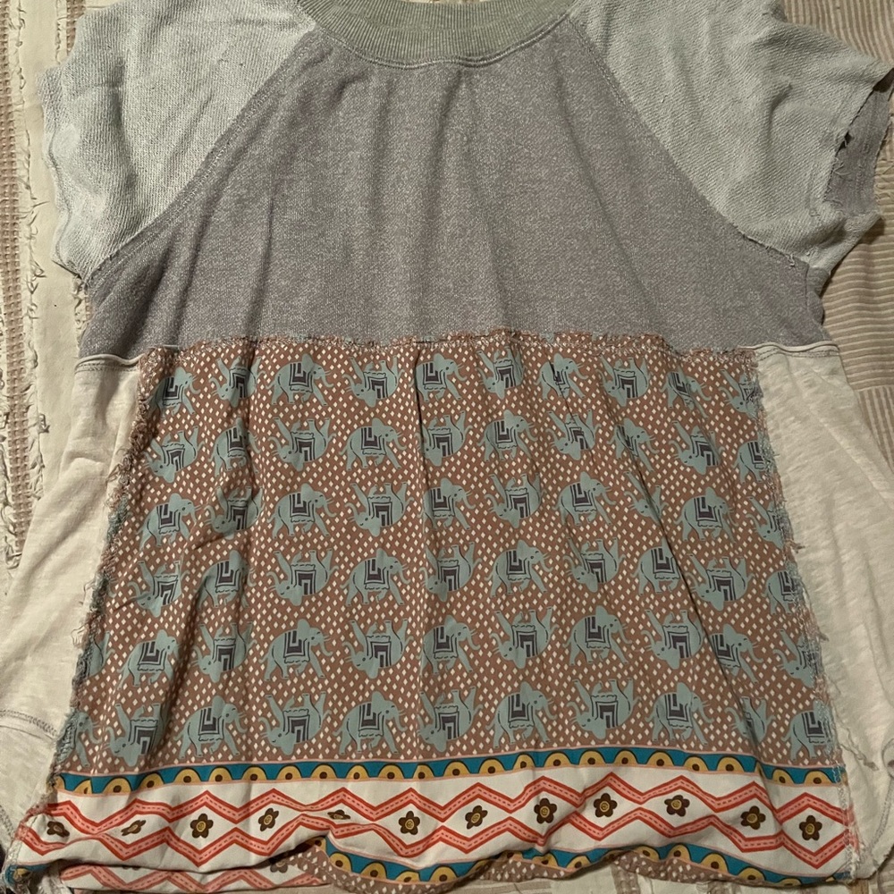 Elephant Print Top - Picture 5 of 8